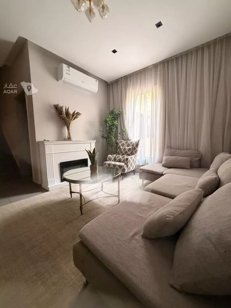 فيلا للإيجار في شارع أبي حجر الأعلى, حي المونسية, مدينة الرياض, منطقة الرياض 6