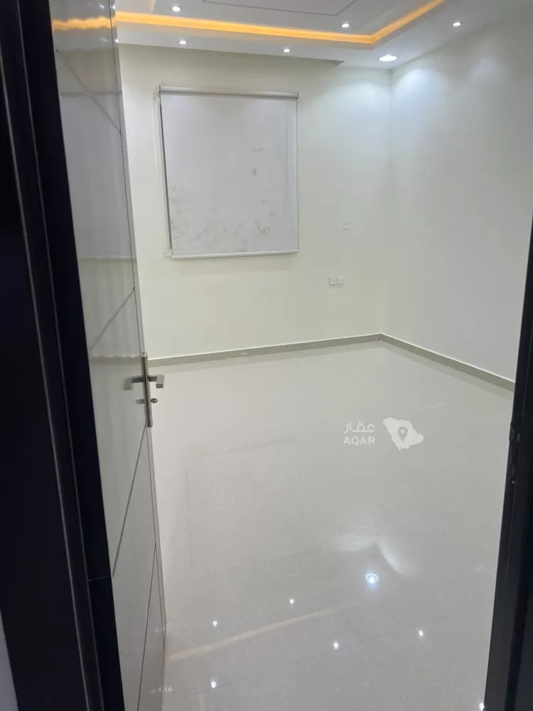 شقة للإيجار في شارع عمر الزبيدي, حي البيان, مدينة الرياض, منطقة الرياض 15