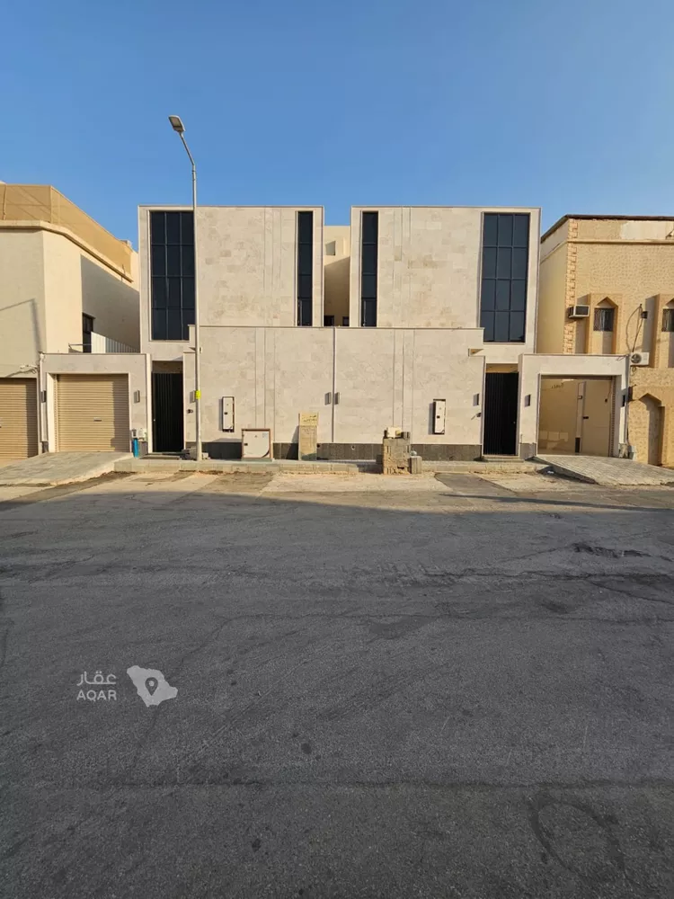 Villa for Sale in Riyadh Al Uraija Al Gharbiyah
