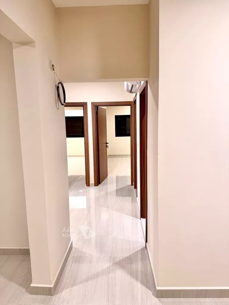 شقة للإيجار في شارع أغادير, حي الملك عبدالعزيز, مدينة الرياض, منطقة الرياض 8