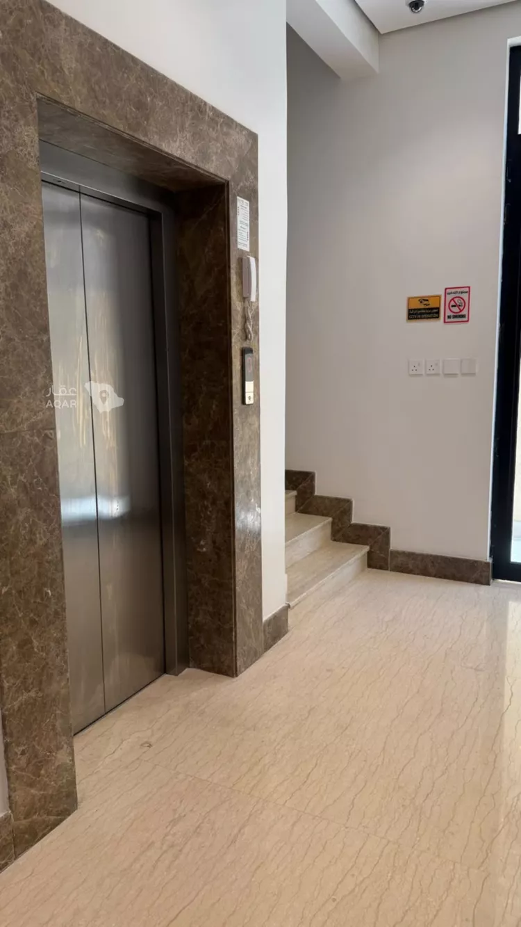 Commercial Office for Rent in Riyadh Al Wadi صورة 2