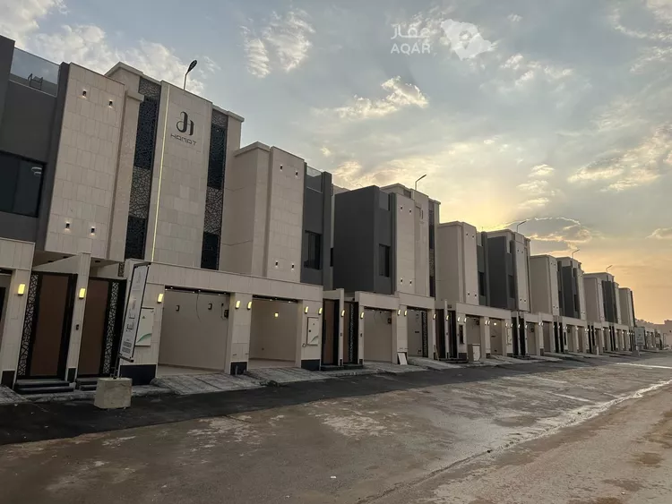 دور للبيع في شارع الحاسب, حي ديراب, مدينة الرياض, منطقة الرياض 13