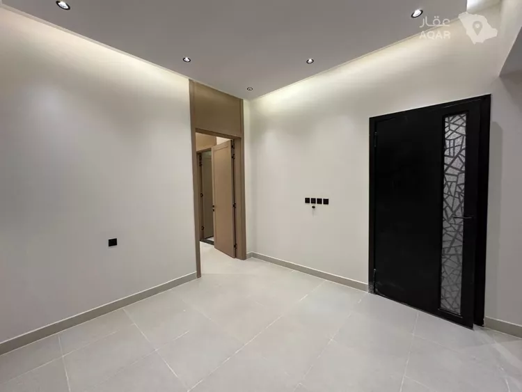 Floor for Sale in Riyadh Dirab