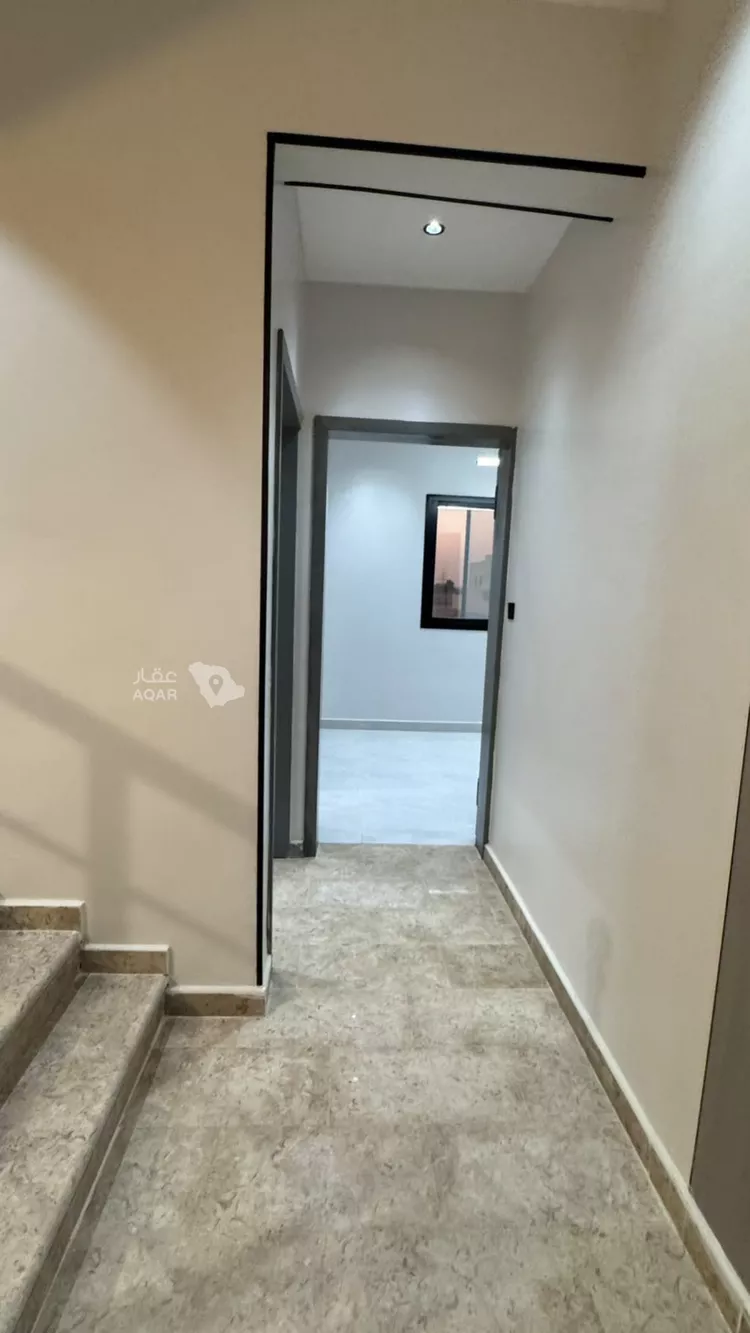 دور للبيع في شارع وادي حلي, حي ديراب, مدينة الرياض, منطقة الرياض 9
