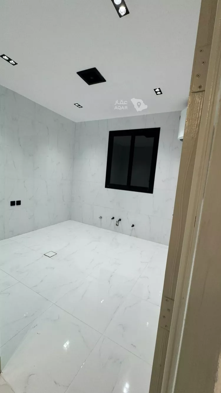 دور للبيع في شارع ااااااااا, حي طيبة, مدينة الرياض, منطقة الرياض 9