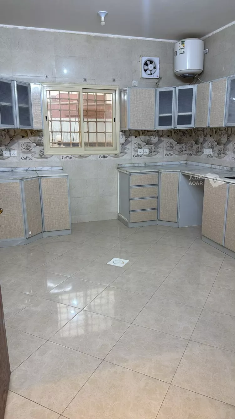 شقة للإيجار في شارع 7736021, حي الصفاء, مدينة أبها, منطقة عسير