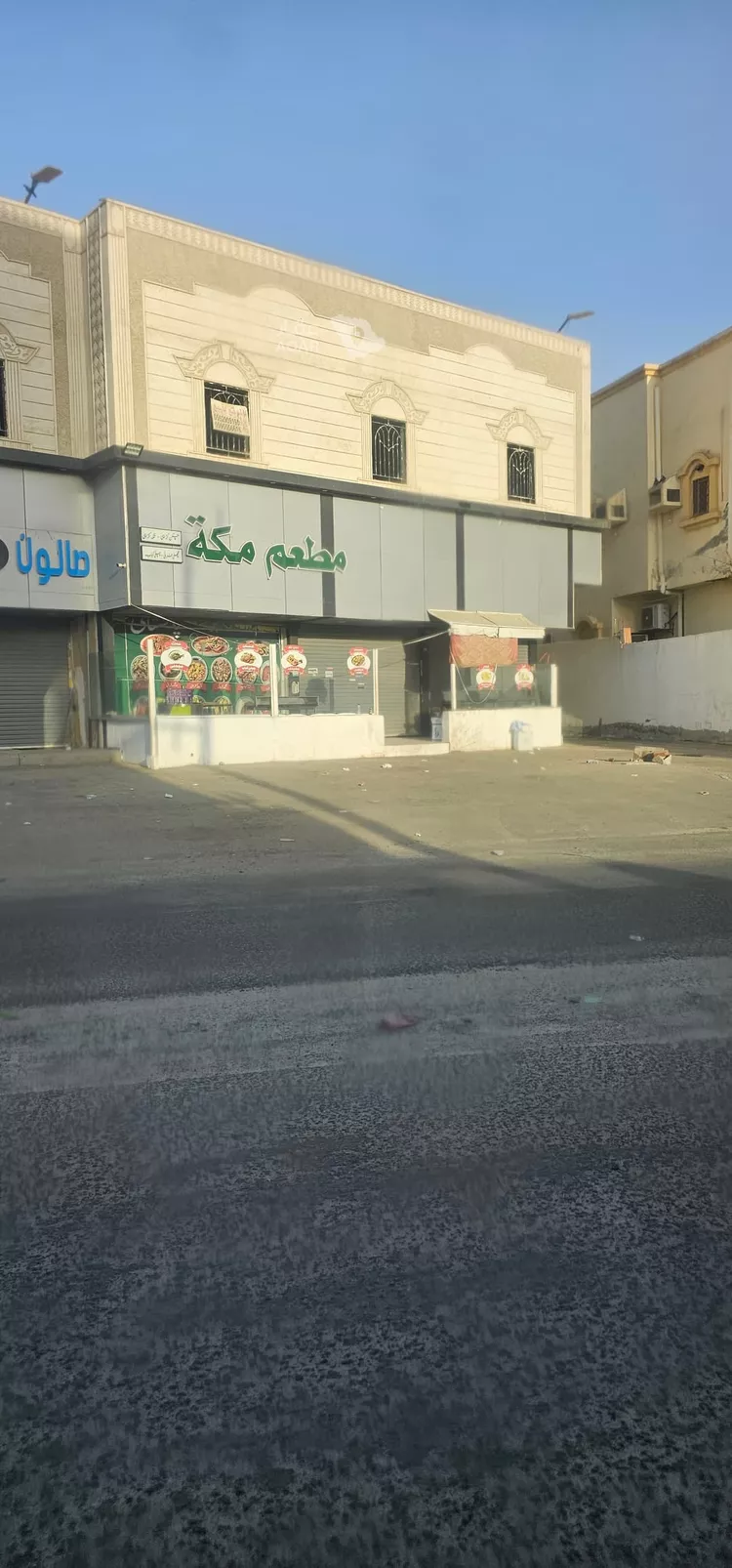 عمارة للبيع في شارع عمرو بن أمية بن خويلد الحارث(رضي الله عنه) ، حي الحرازات ، جدة ، جدة صورة 2