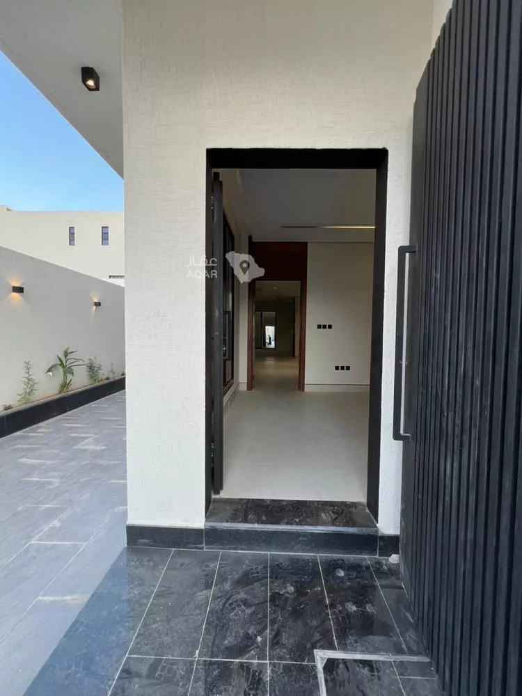 فيلا للبيع في شارع محمد بن أبي بكر القيم, حي المهدية, مدينة الرياض, منطقة الرياض صورة 5