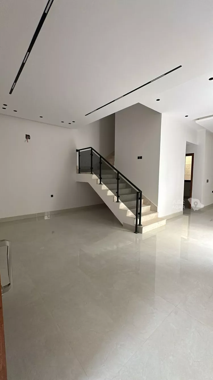 Villa for Sale in Riyadh Al Mahdiyah 10