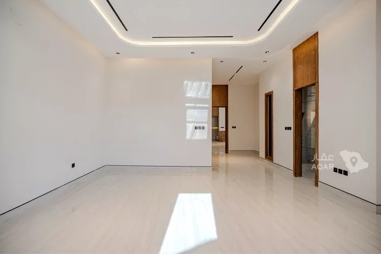 Villa for Sale in Riyadh Al Mahdiyah 12
