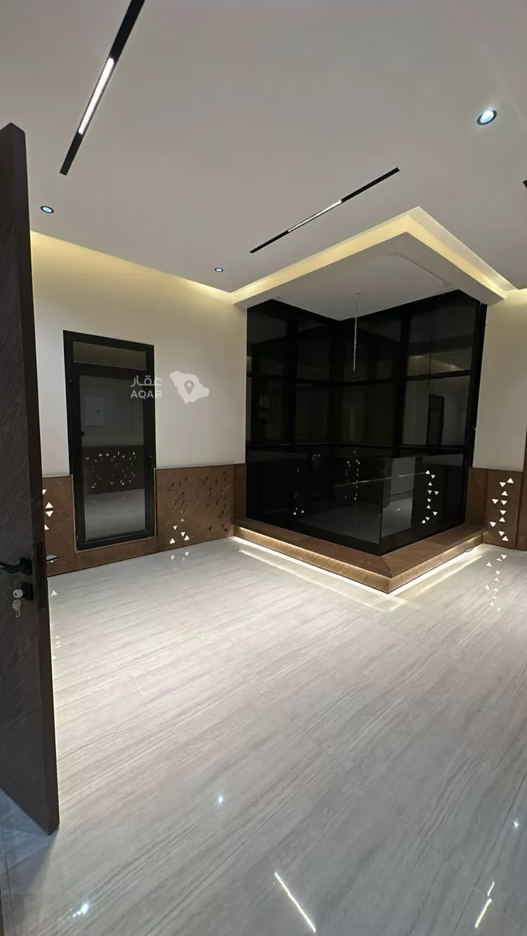 فيلا للبيع في شارع المظفر بن النموذج, حي المهدية, مدينة الرياض, منطقة الرياض 13