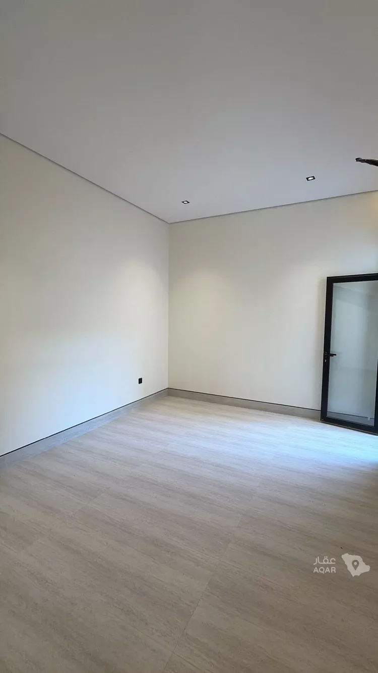 فيلا للبيع في شارع فؤاد سزكين, حي المهدية, مدينة الرياض, منطقة الرياض 8