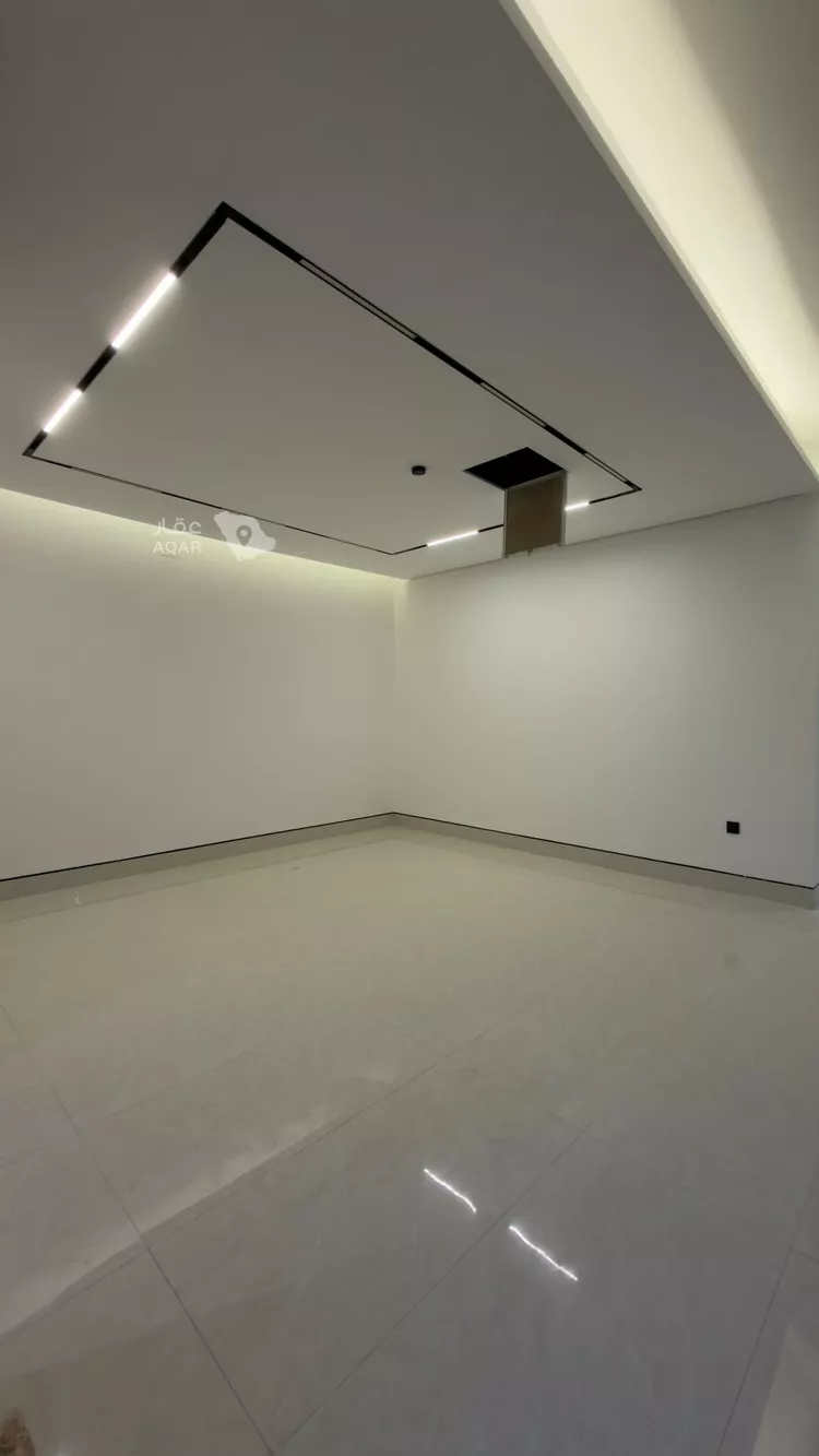 Villa for Sale in Riyadh Al Mahdiyah 13
