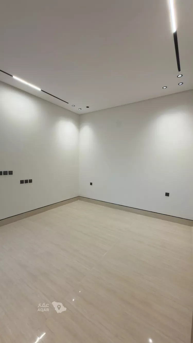 Villa for Sale in Riyadh Al Mahdiyah 10