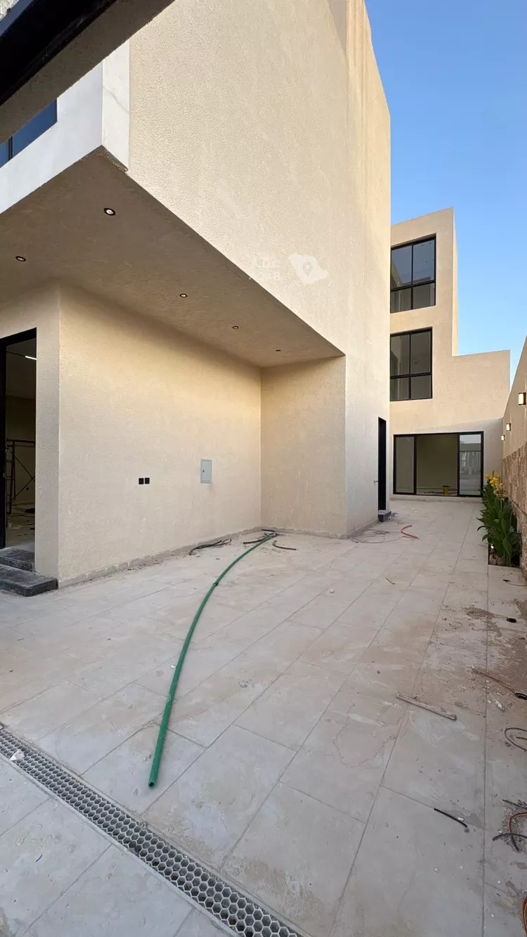 Villa for Sale in Riyadh Al Mahdiyah 13
