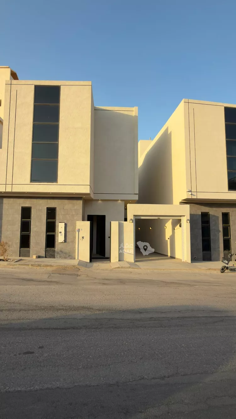فيلا للبيع في شارع عبداللطيف بن المبارك, حي المهدية, مدينة الرياض, منطقة الرياض