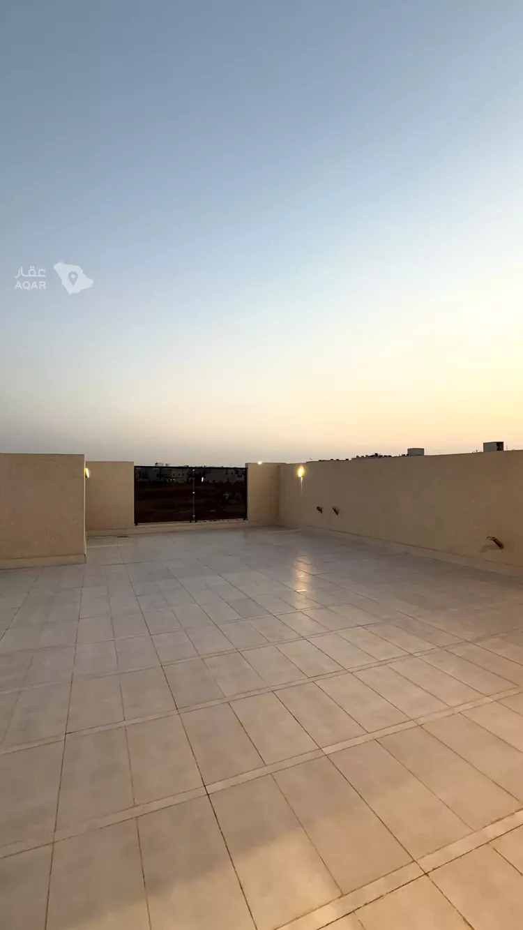 فيلا للبيع في شارع عبداللطيف بن المبارك, حي المهدية, مدينة الرياض, منطقة الرياض 12