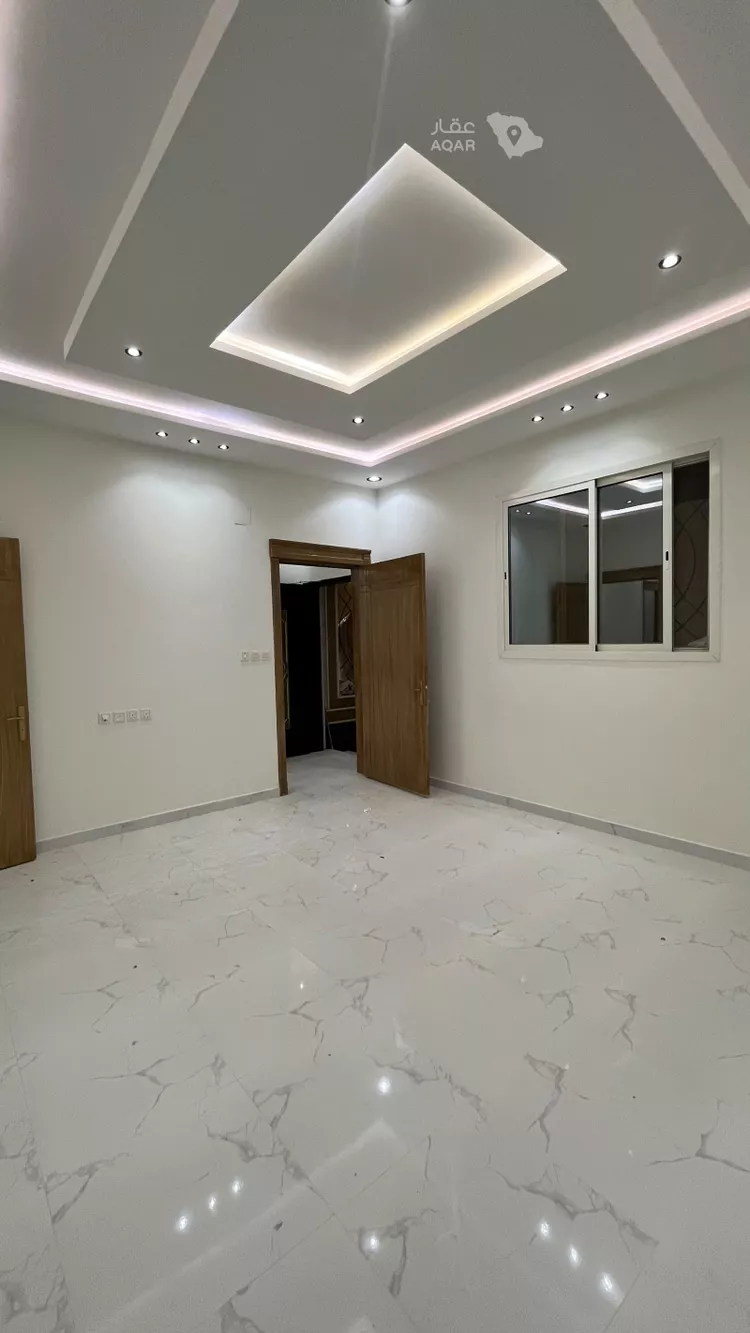 فيلا للبيع في شارع علي بن يوسف الغساني, حي المهدية, مدينة الرياض, منطقة الرياض 12