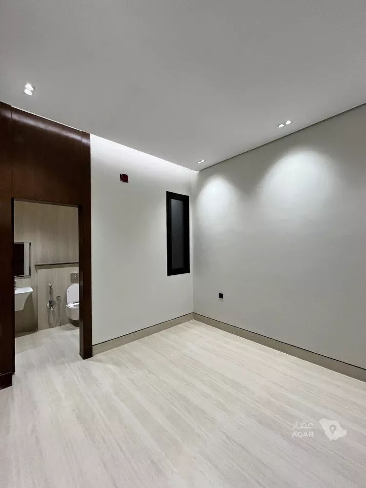 Villa for Sale in Riyadh Dhahrat Laban 24