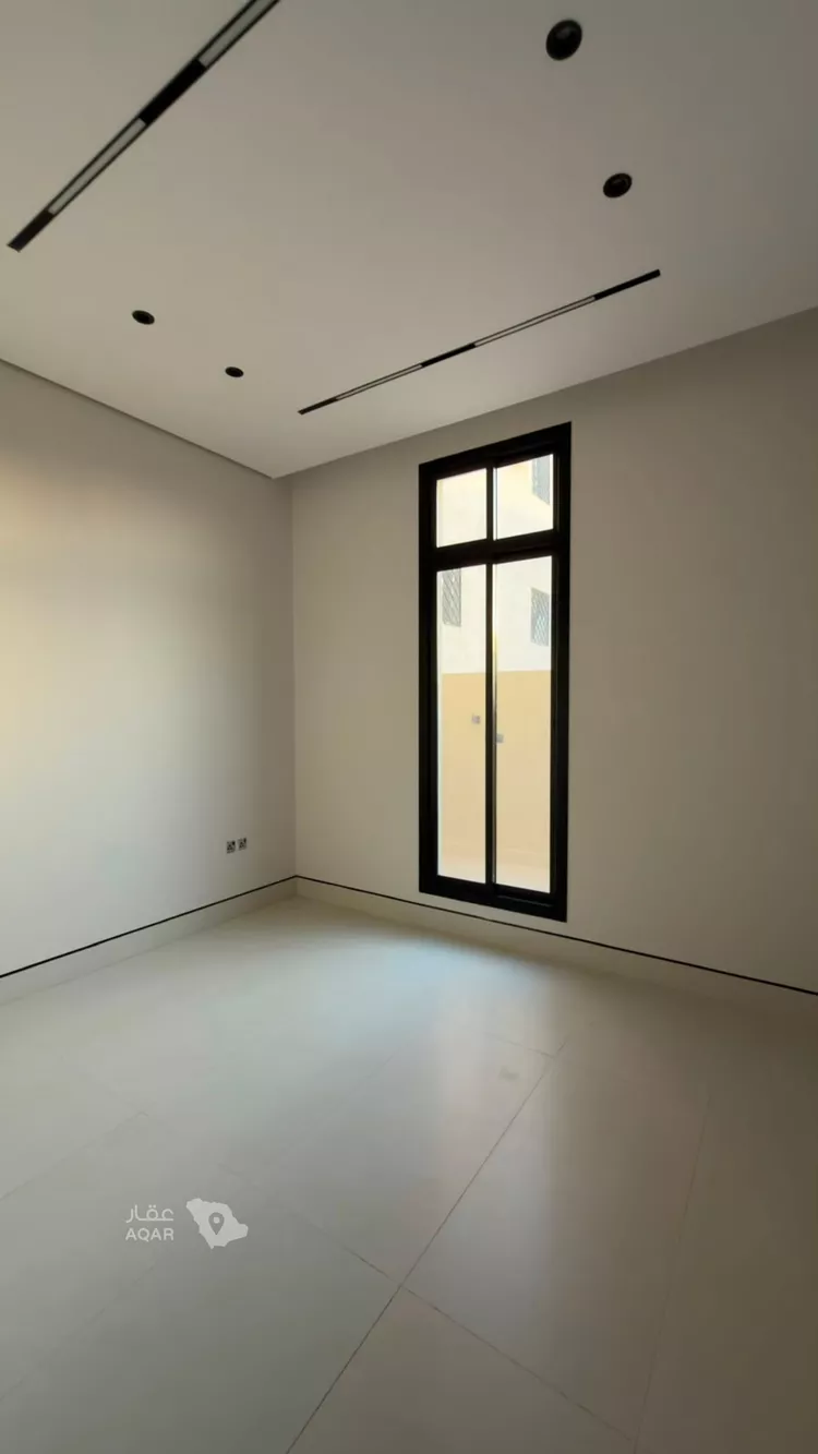 فيلا للبيع في شارع محمد بن أبي بكر القيم, حي المهدية, مدينة الرياض, منطقة الرياض 7