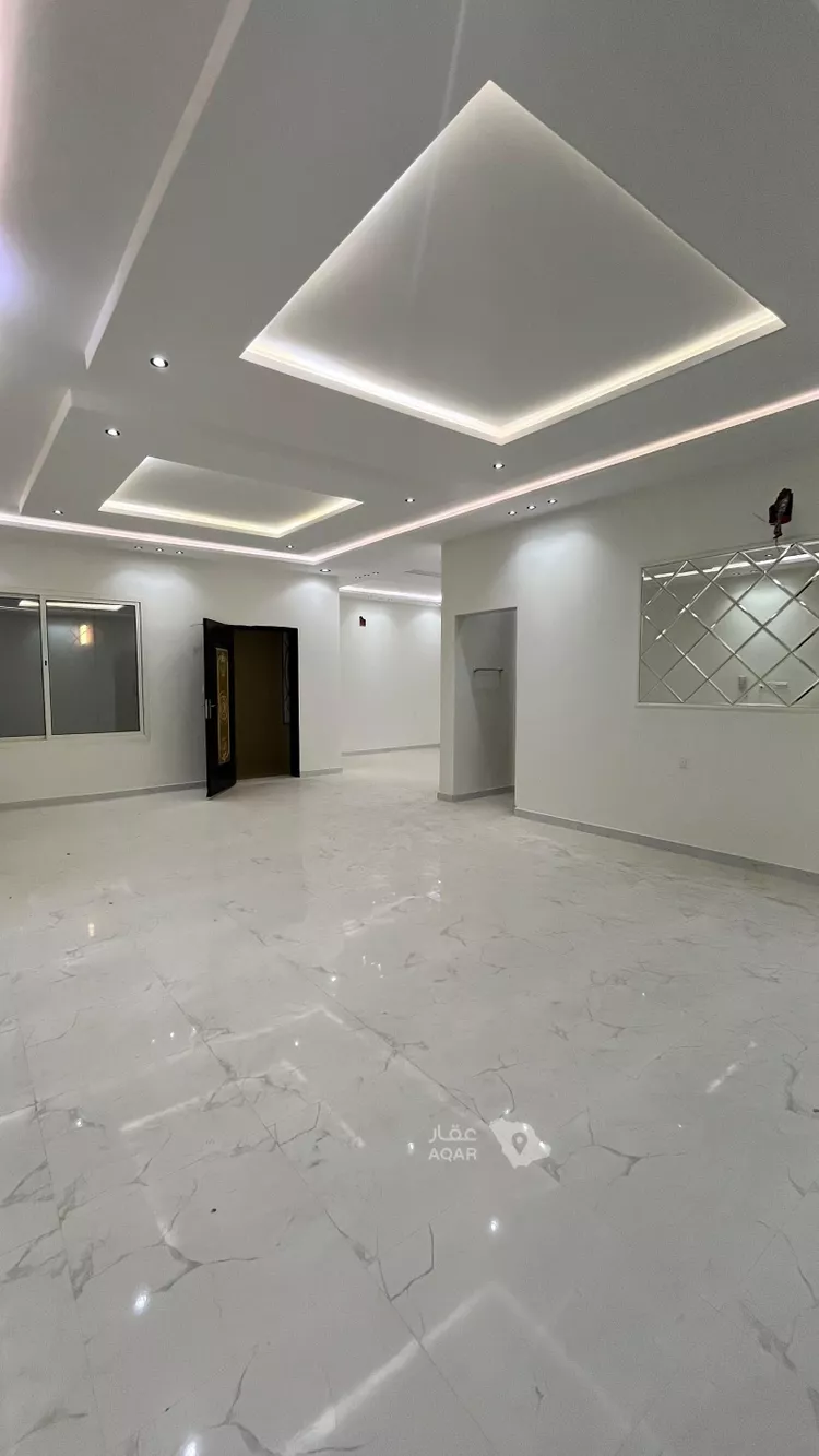 فيلا للبيع في شارع علي بن يوسف الغساني, حي المهدية, مدينة الرياض, منطقة الرياض 8