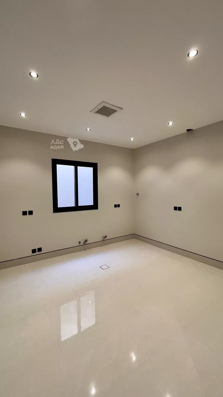 Villa for Sale in Riyadh Dhahrat Laban 24