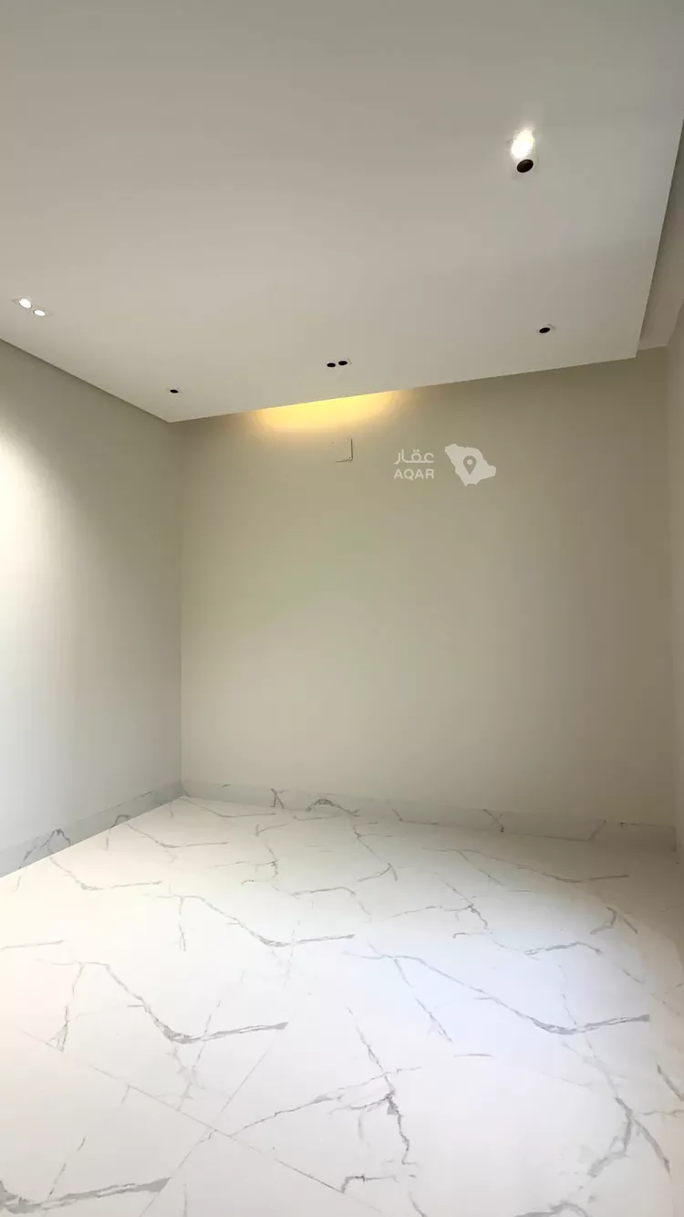 Villa for Sale in Riyadh Al Mahdiyah 5