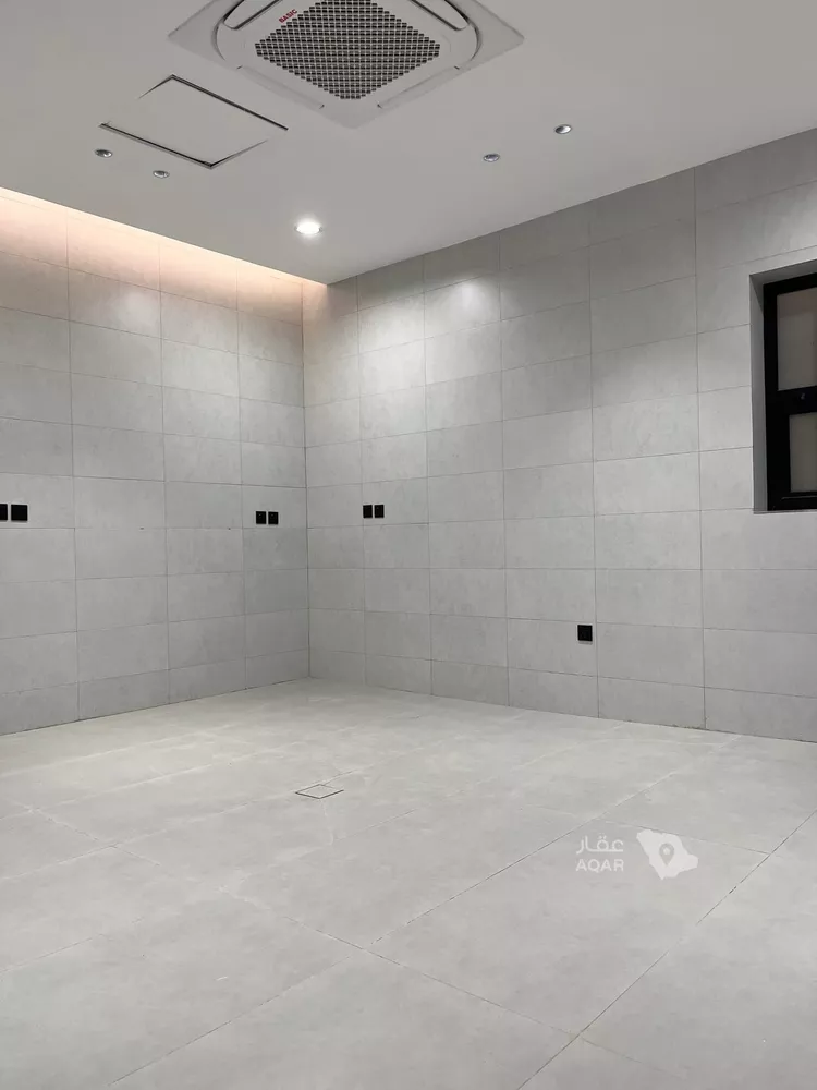 Villa for Sale in Riyadh Al Mahdiyah 12