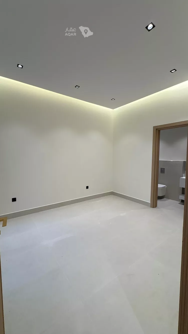 Villa for Sale in Riyadh Al Mahdiyah 12