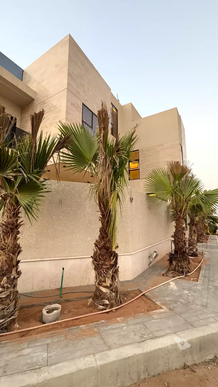 فيلا للبيع في شارع 405 المهدية, حي المهدية, مدينة الرياض, منطقة الرياض 12