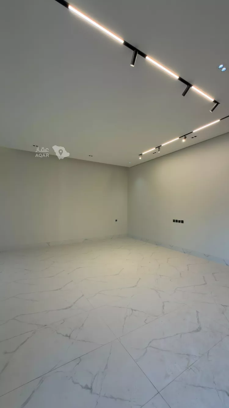 Villa for Sale in Riyadh Al Mahdiyah 3