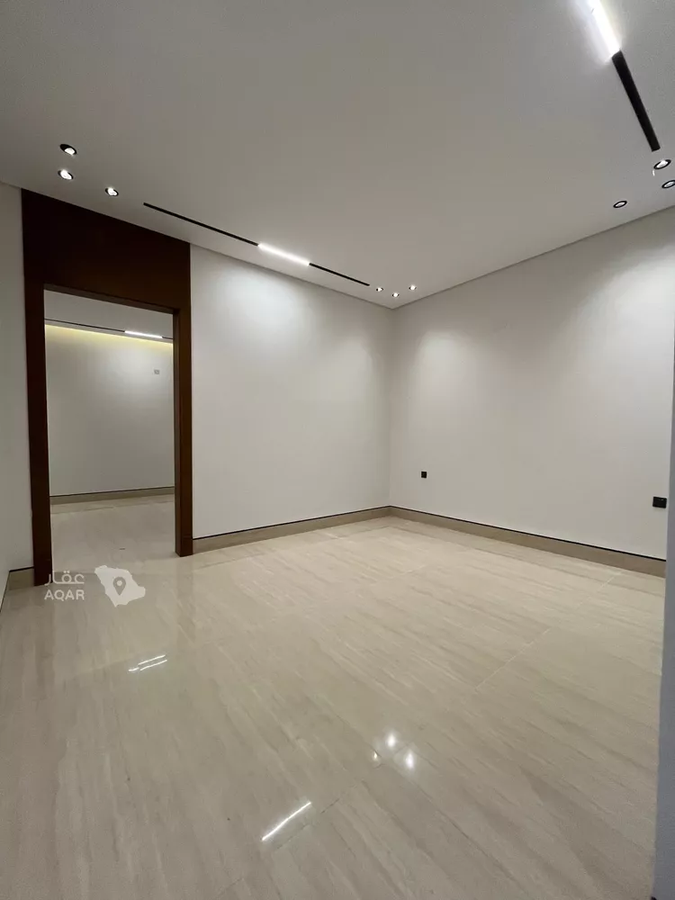 Villa for Sale in Riyadh Al Mahdiyah 12