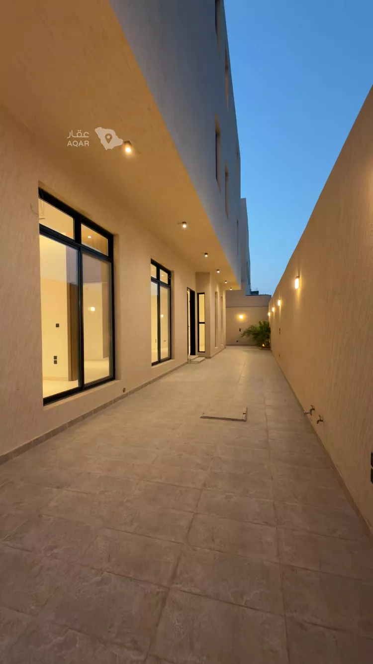 فيلا للبيع في شارع مليح بن طريف, حي المهدية, مدينة الرياض, منطقة الرياض 5