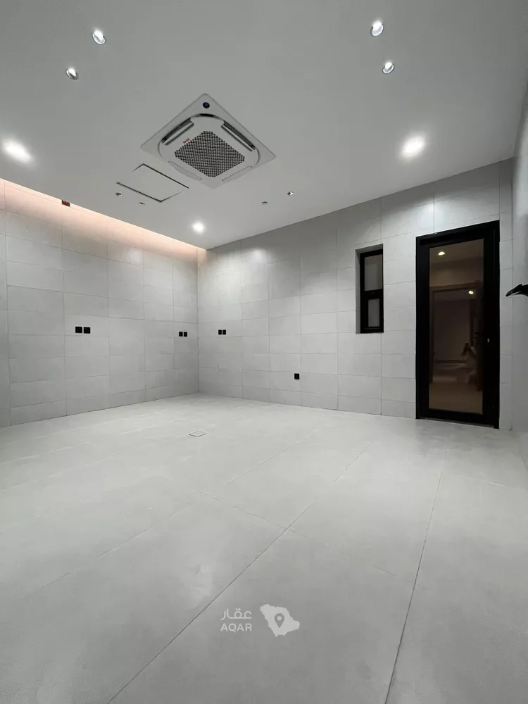 Villa for Sale in Riyadh Al Mahdiyah 13