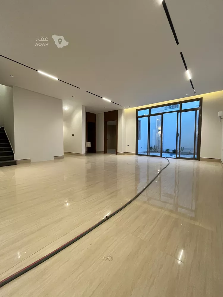 Villa for Sale in Riyadh Al Mahdiyah 4