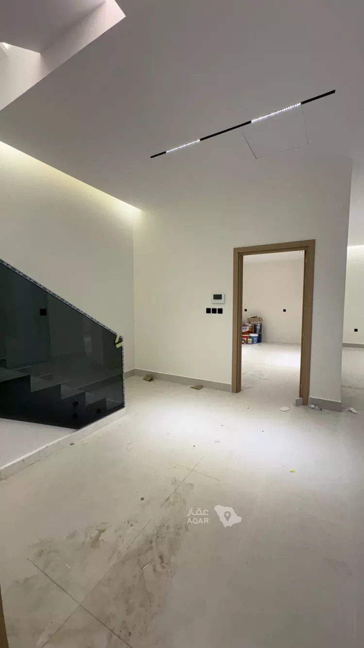 Villa for Sale in Riyadh Al Mahdiyah 9