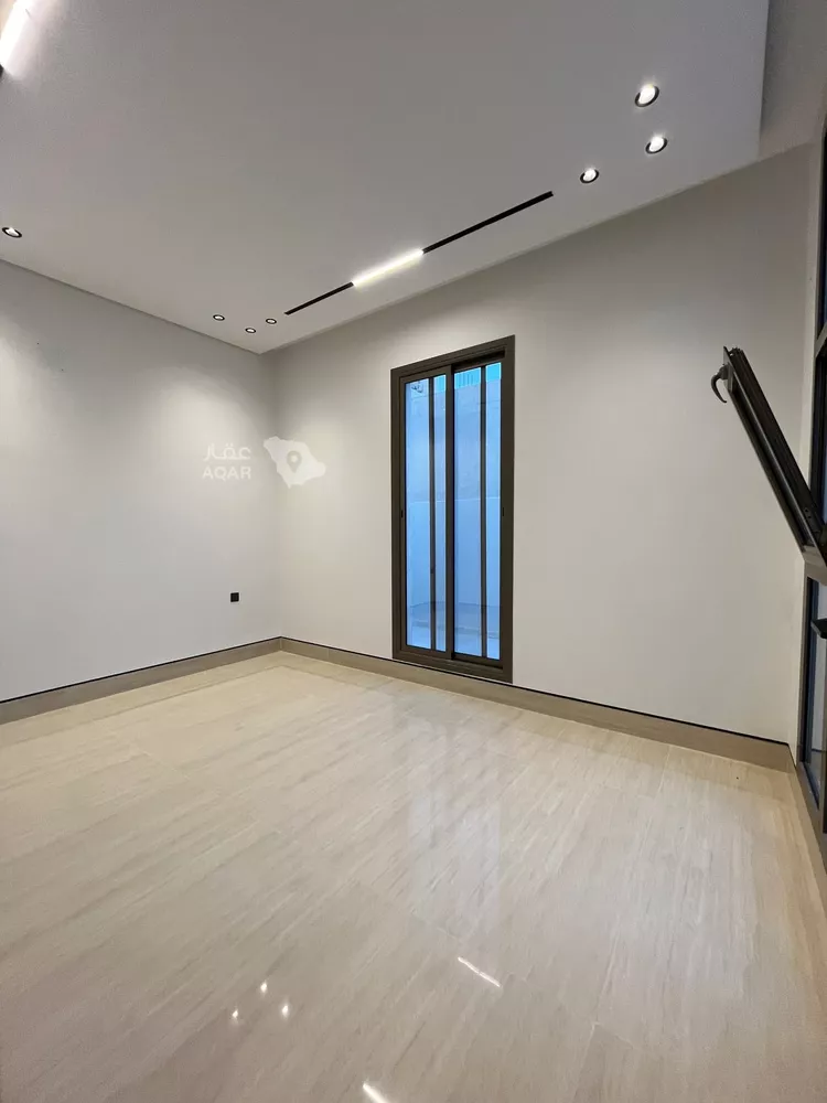 Villa for Sale in Riyadh Al Mahdiyah 9