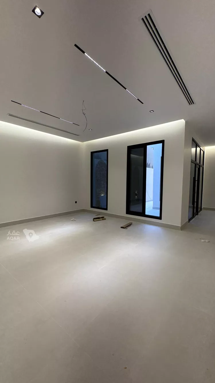 Villa for Sale in Riyadh Al Mahdiyah 4