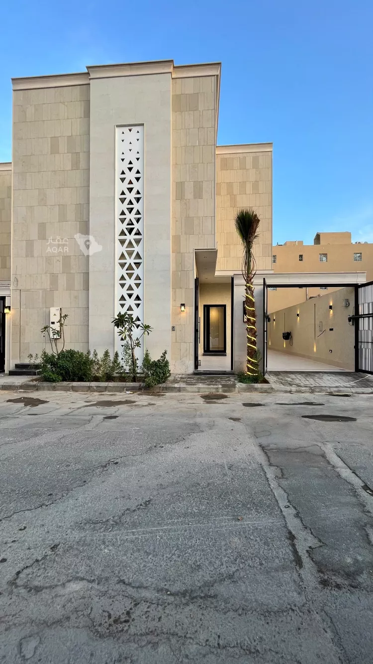 Villa for Sale in Riyadh Al Mahdiyah