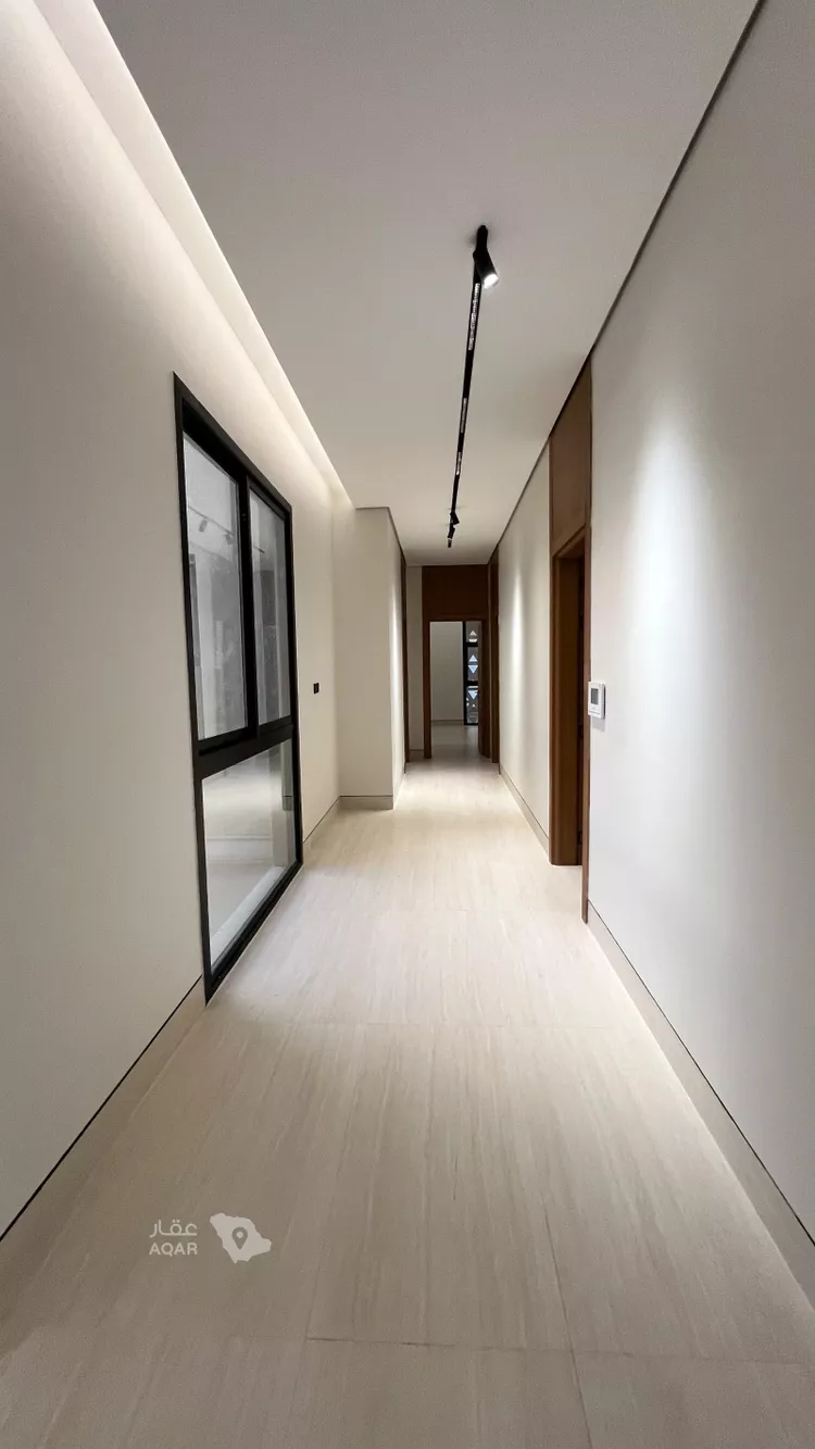 Villa for Sale in Riyadh Al Mahdiyah 14