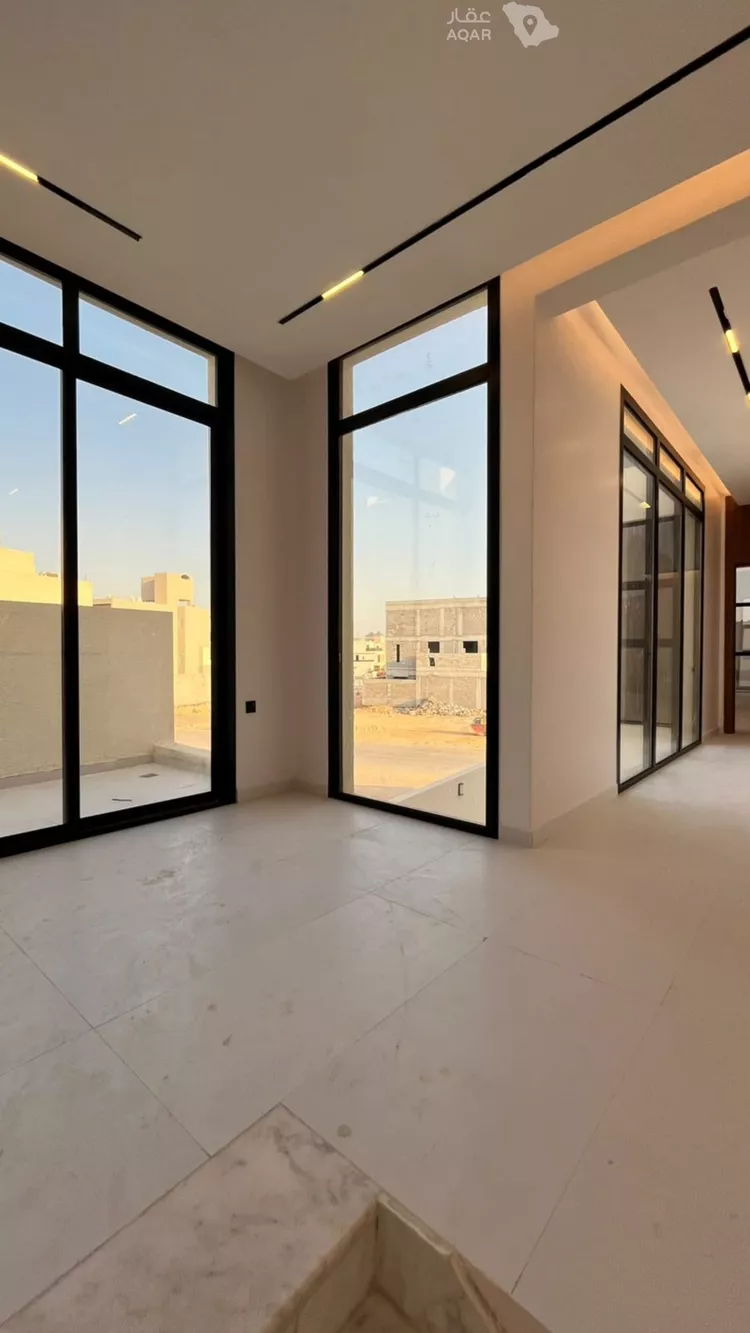 Villa for Sale in Riyadh Al Mahdiyah 9