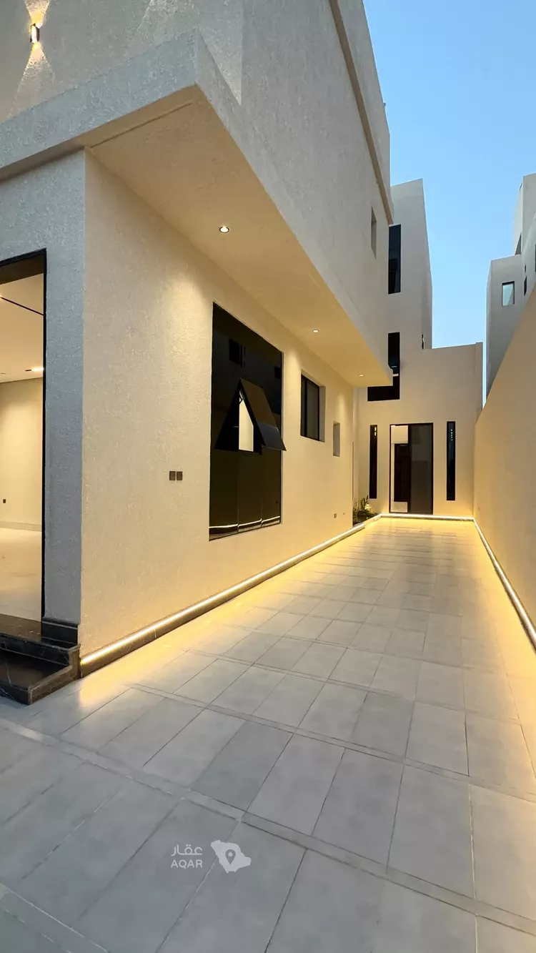 Villa for Sale in Riyadh Al Mahdiyah 3