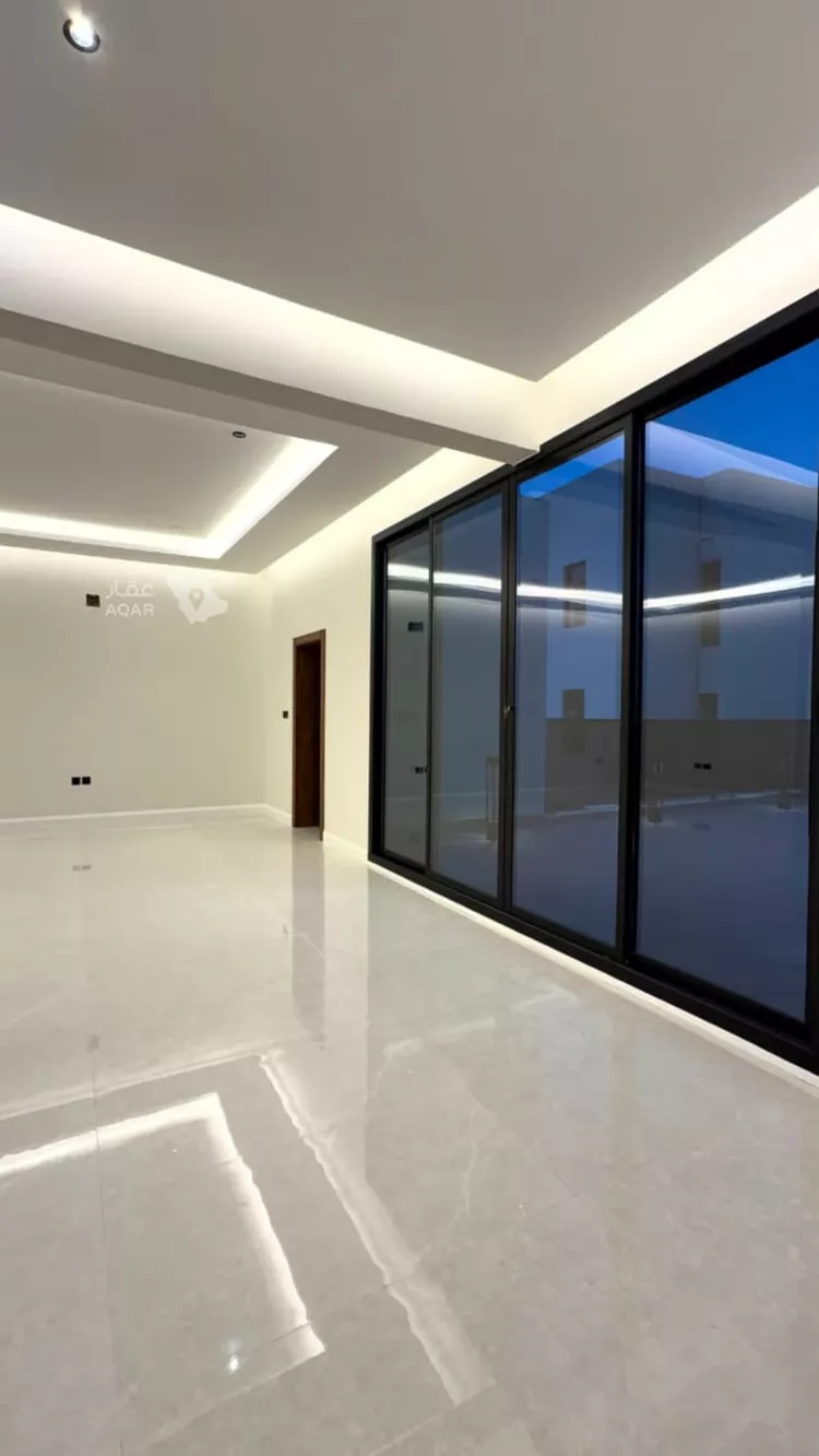 Villa for Sale in Riyadh Al Mahdiyah صورة 4