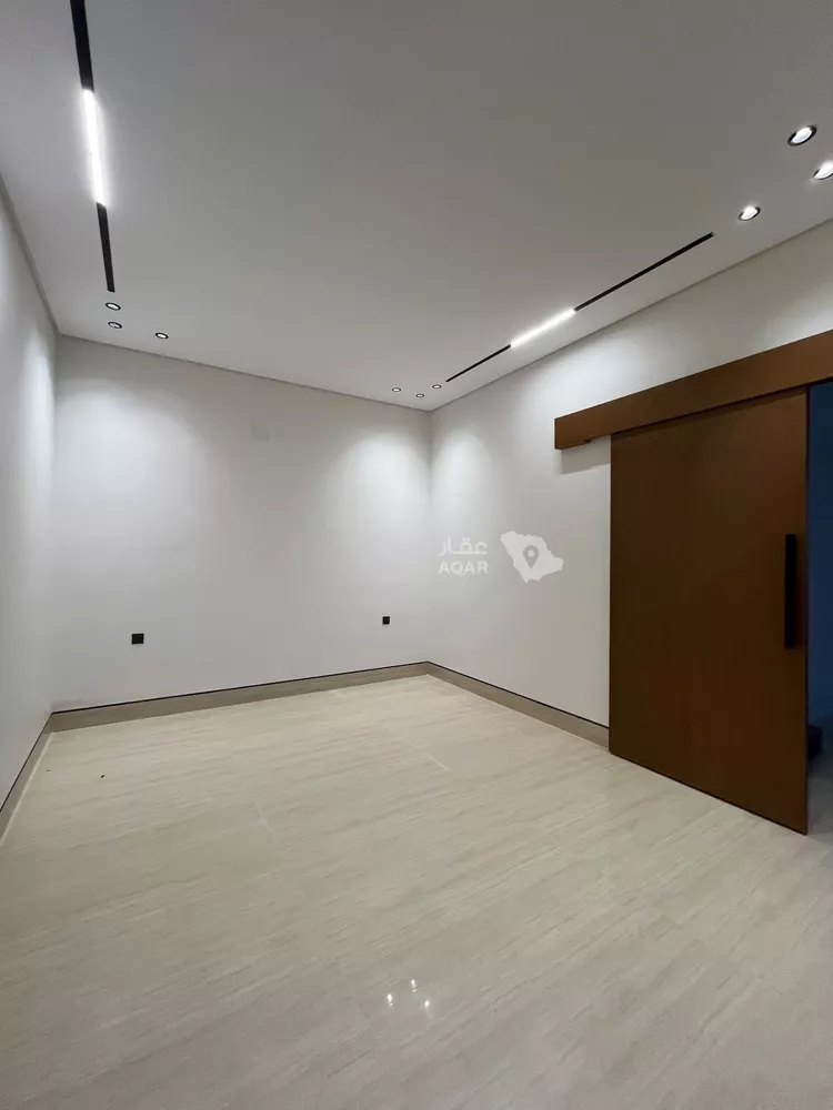 Villa for Sale in Riyadh Al Mahdiyah 8