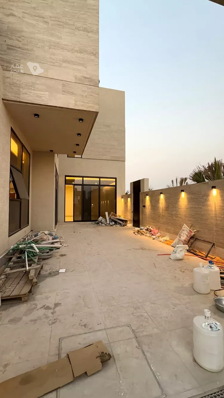 فيلا للبيع في شارع عبداللطيف بن المبارك, حي المهدية, مدينة الرياض, منطقة الرياض 7
