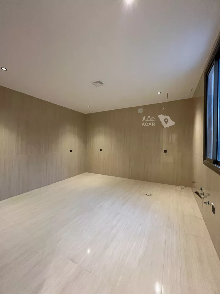 Villa for Sale in Riyadh Al Mahdiyah 17