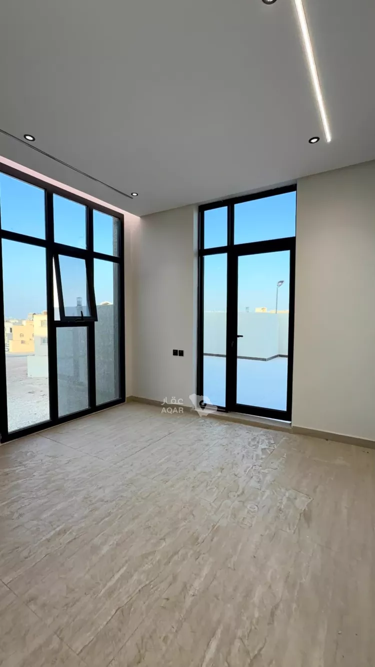 Villa for Sale in Riyadh Al Mahdiyah 9