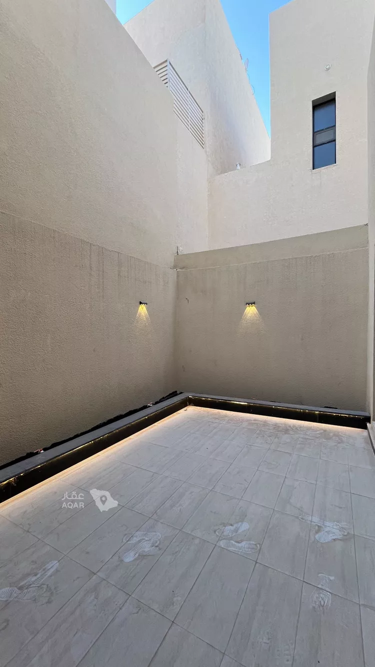 Villa for Sale in Riyadh Dhahrat Laban 18