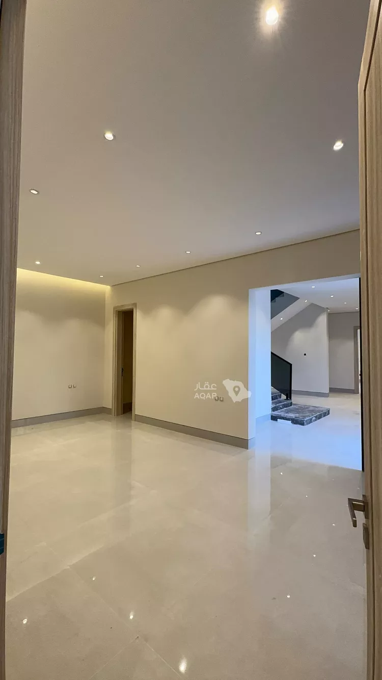 فيلا للبيع في شارع ابي الشيخ الاصبهاني, حي المهدية, مدينة الرياض, منطقة الرياض 4