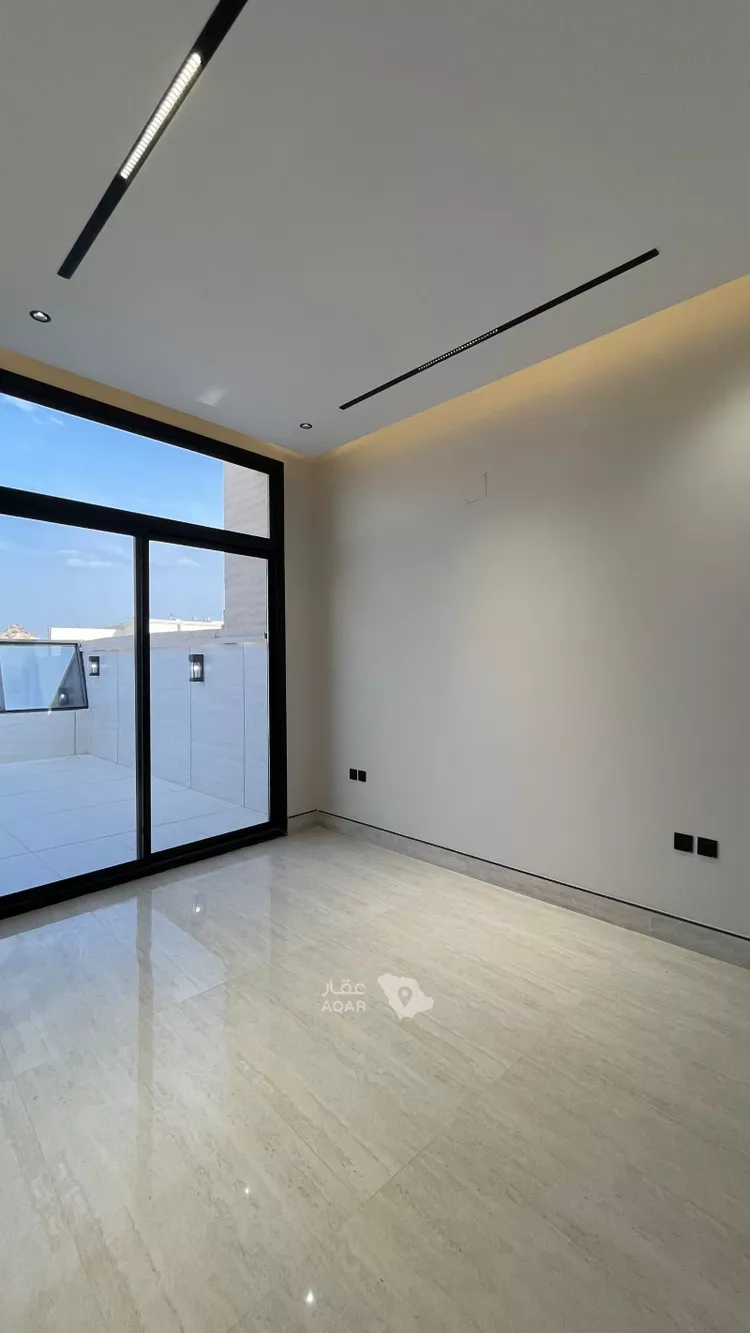 Villa for Sale in Riyadh Al Mahdiyah 14